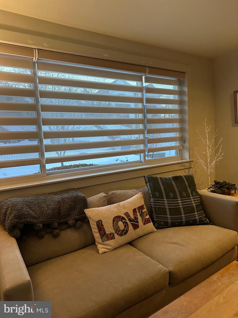 2519 BUCKELEW DR, FALLS CHURCH, Virginia 22046, 3 Bedrooms Bedrooms, ,3 BathroomsBathrooms,Residential,For sale,2519 BUCKELEW DR,VAFX2290076 MLS # VAFX2290076