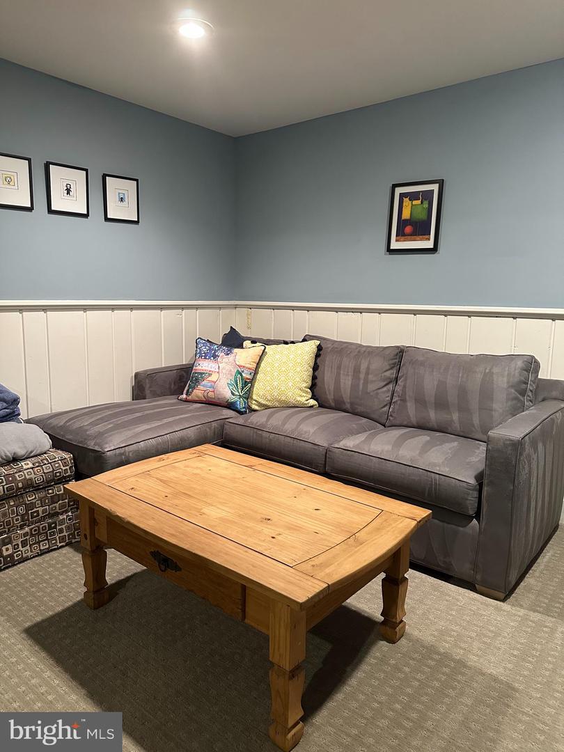 2519 BUCKELEW DR, FALLS CHURCH, Virginia 22046, 3 Bedrooms Bedrooms, ,3 BathroomsBathrooms,Residential,For sale,2519 BUCKELEW DR,VAFX2290076 MLS # VAFX2290076