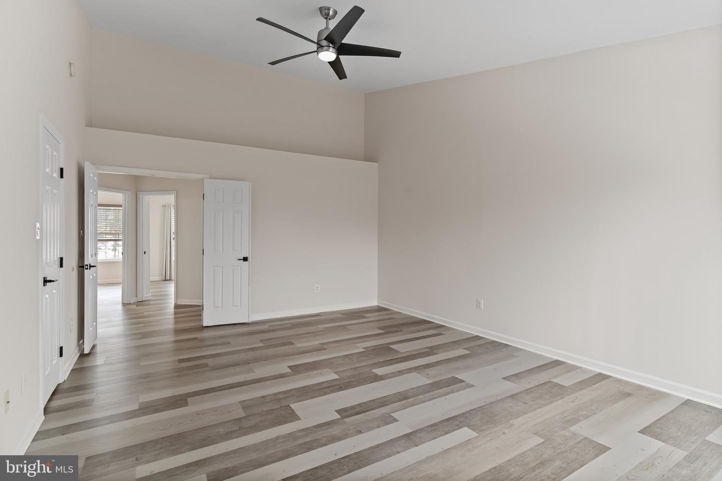 13258 MAPLE CREEK LN, CENTREVILLE, Virginia 20120, 3 Bedrooms Bedrooms, ,2 BathroomsBathrooms,Residential,For sale,13258 MAPLE CREEK LN,VAFX2290080 MLS # VAFX2290080