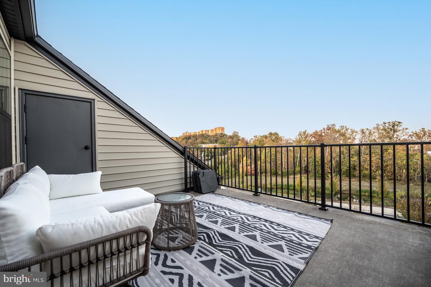 5509 VALMARANA WAY, ALEXANDRIA, Virginia 22312, 3 Bedrooms Bedrooms, ,3 BathroomsBathrooms,Residential,For sale,5509 VALMARANA WAY,VAFX2290298 MLS # VAFX2290298 5509 VALMARANA WAY, ALEXANDRIA, Virginia 22312, 3 Bedrooms Bedrooms, ,3 BathroomsBathrooms,Residential,For sale,5509 VALMARANA WAY,VAFX2290298 MLS # VAFX2290298