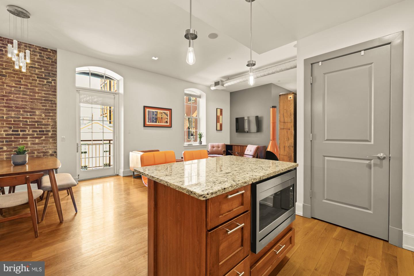 215 I ST NE #311, WASHINGTON, District Of Columbia 20002, 2 Bedrooms Bedrooms, ,2 BathroomsBathrooms,Residential,For sale,215 I ST NE #311,DCDC2245570 MLS # DCDC2245570