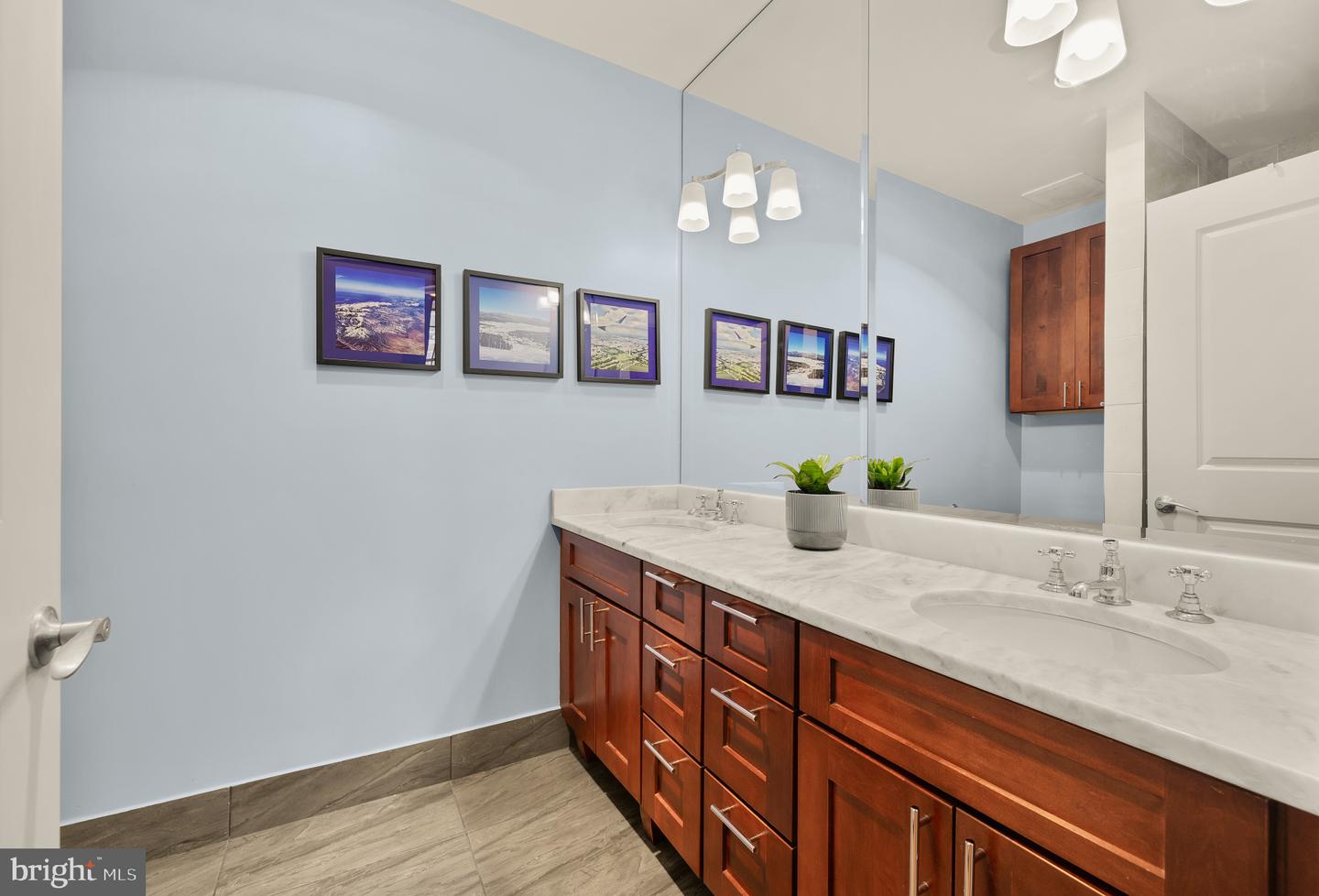 215 I ST NE #311, WASHINGTON, District Of Columbia 20002, 2 Bedrooms Bedrooms, ,2 BathroomsBathrooms,Residential,For sale,215 I ST NE #311,DCDC2245570 MLS # DCDC2245570