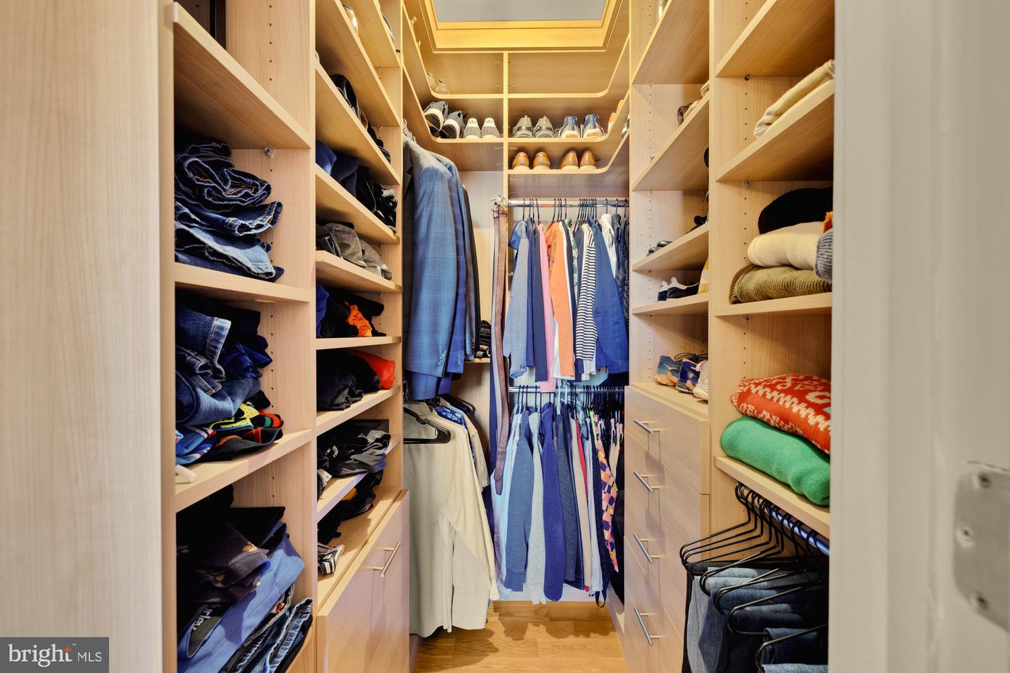 215 I ST NE #311, WASHINGTON, District Of Columbia 20002, 2 Bedrooms Bedrooms, ,2 BathroomsBathrooms,Residential,For sale,215 I ST NE #311,DCDC2245570 MLS # DCDC2245570