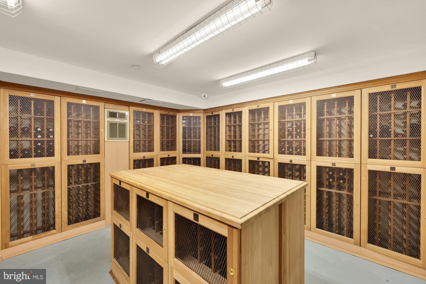 215 I ST NE #311, WASHINGTON, District Of Columbia 20002, 2 Bedrooms Bedrooms, ,2 BathroomsBathrooms,Residential,For sale,215 I ST NE #311,DCDC2245570 MLS # DCDC2245570