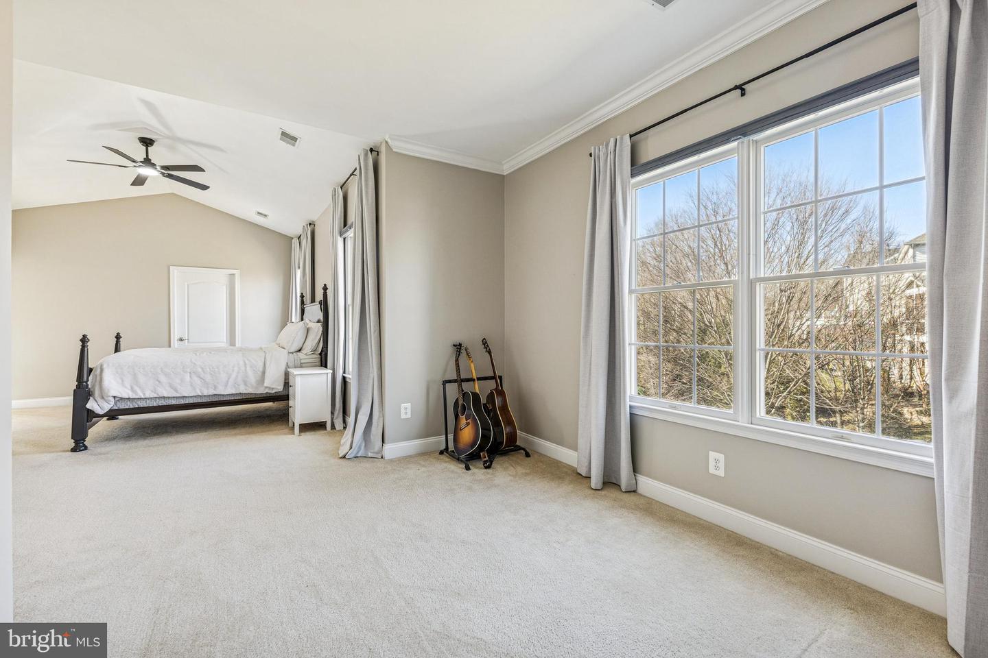 5793 WATERLOO BRIDGE CIR, HAYMARKET, Virginia 20169, 4 Bedrooms Bedrooms, ,3 BathroomsBathrooms,Residential,For sale,5793 WATERLOO BRIDGE CIR,VAPW2112282 MLS # VAPW2112282