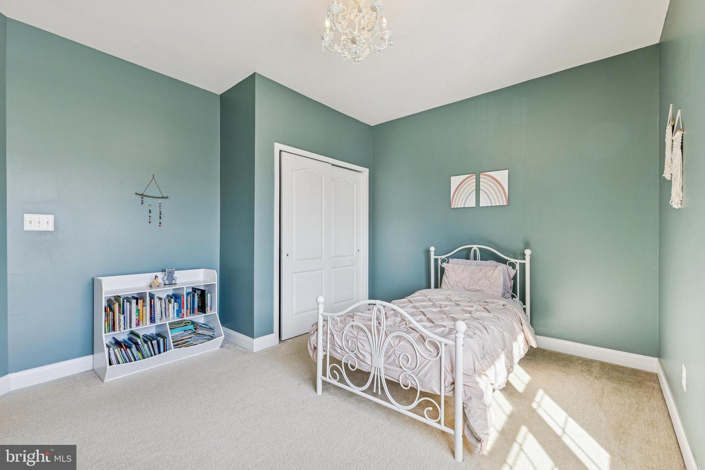 5793 WATERLOO BRIDGE CIR, HAYMARKET, Virginia 20169, 4 Bedrooms Bedrooms, ,3 BathroomsBathrooms,Residential,For sale,5793 WATERLOO BRIDGE CIR,VAPW2112282 MLS # VAPW2112282