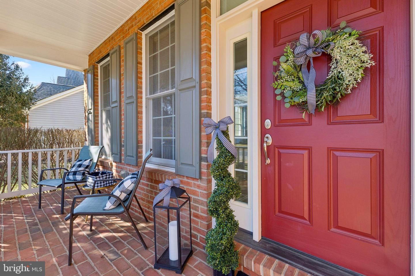 5793 WATERLOO BRIDGE CIR, HAYMARKET, Virginia 20169, 4 Bedrooms Bedrooms, ,3 BathroomsBathrooms,Residential,For sale,5793 WATERLOO BRIDGE CIR,VAPW2112282 MLS # VAPW2112282