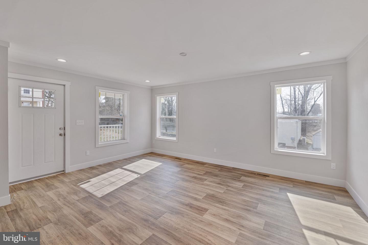 320 EAST ST, GORDONSVILLE, Virginia 22942, 3 Bedrooms Bedrooms, ,2 BathroomsBathrooms,Residential,For sale,320 EAST ST,VAOR2013288 MLS # VAOR2013288