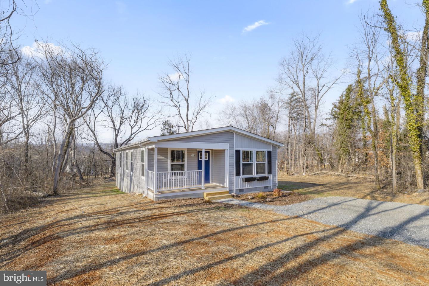 328 EAST ST, GORDONSVILLE, Virginia 22942, 3 Bedrooms Bedrooms, ,2 BathroomsBathrooms,Residential,For sale,328 EAST ST,VAOR2013290 MLS # VAOR2013290