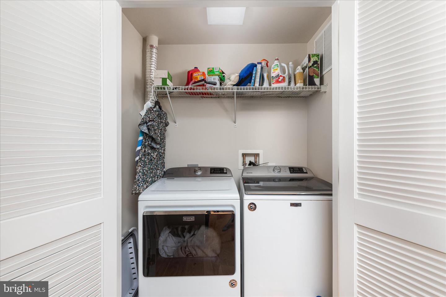 9513 MOONEN BAY LN, BRISTOW, Virginia 20136, 4 Bedrooms Bedrooms, ,2 BathroomsBathrooms,Residential,For sale,9513 MOONEN BAY LN,VAPW2112306 MLS # VAPW2112306