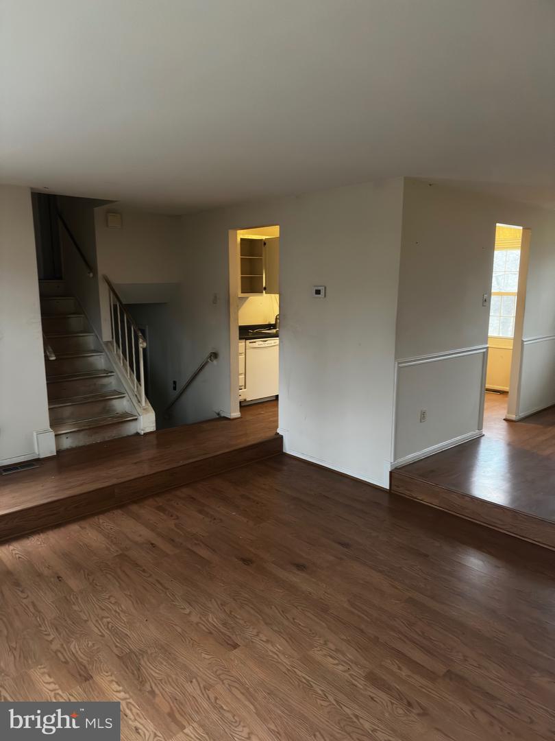 12637 ETRUSCAN DR, HERNDON, Virginia 20171, 3 Bedrooms Bedrooms, ,3 BathroomsBathrooms,Residential,For sale,12637 ETRUSCAN DR,VAFX2290464 MLS # VAFX2290464