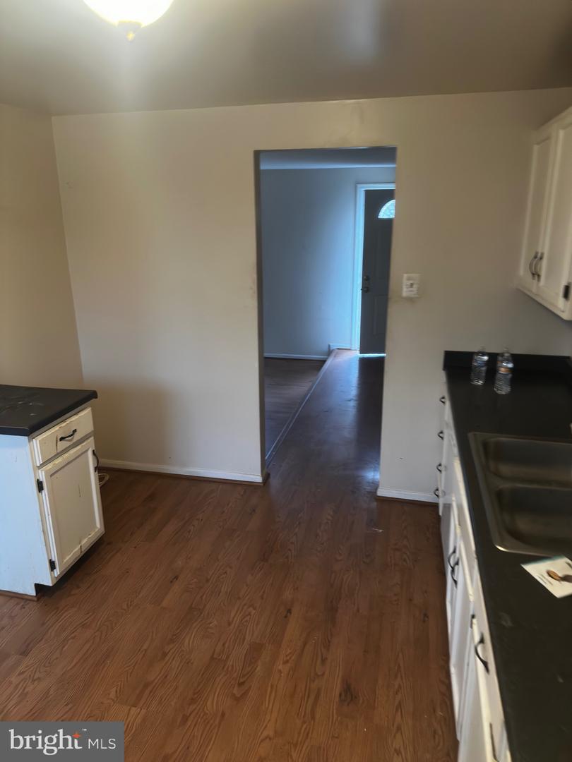 12637 ETRUSCAN DR, HERNDON, Virginia 20171, 3 Bedrooms Bedrooms, ,3 BathroomsBathrooms,Residential,For sale,12637 ETRUSCAN DR,VAFX2290464 MLS # VAFX2290464