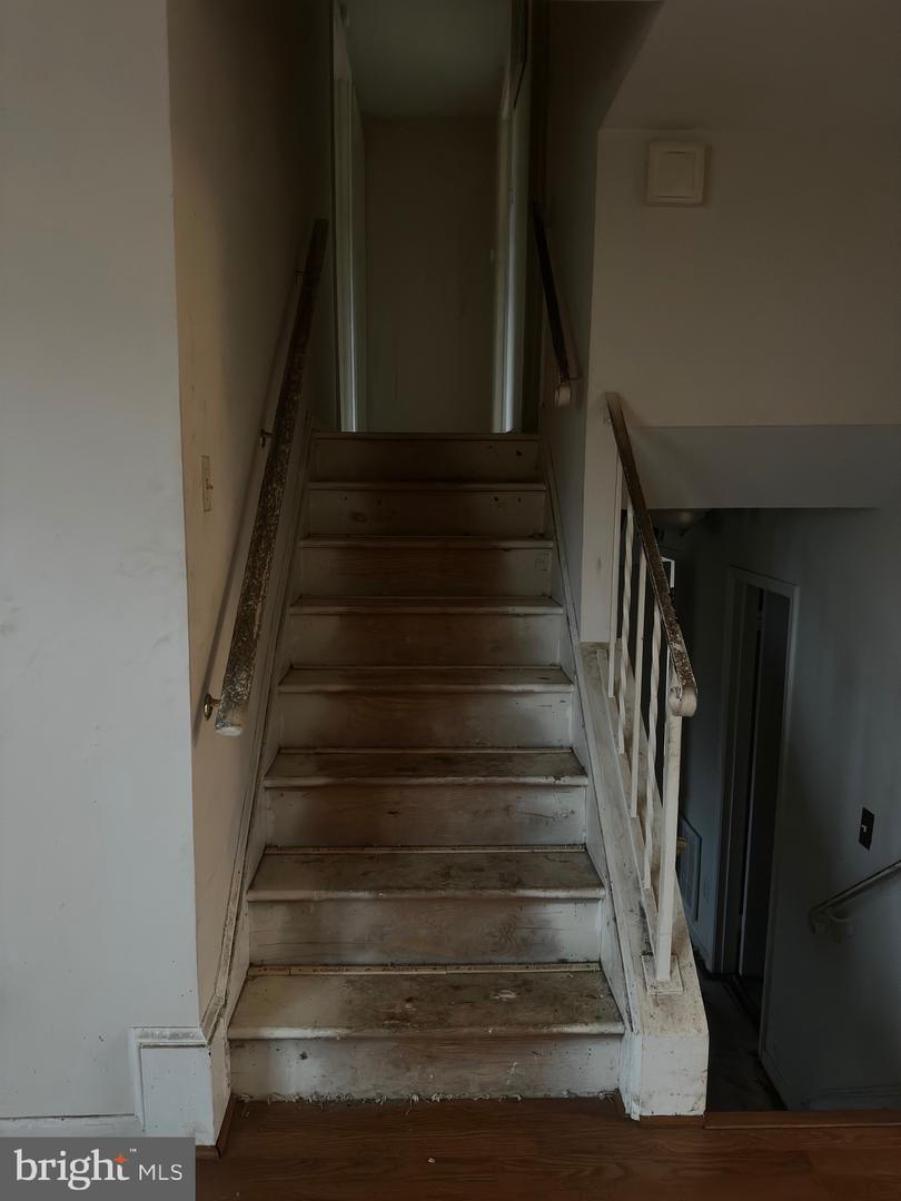 12637 ETRUSCAN DR, HERNDON, Virginia 20171, 3 Bedrooms Bedrooms, ,3 BathroomsBathrooms,Residential,For sale,12637 ETRUSCAN DR,VAFX2290464 MLS # VAFX2290464