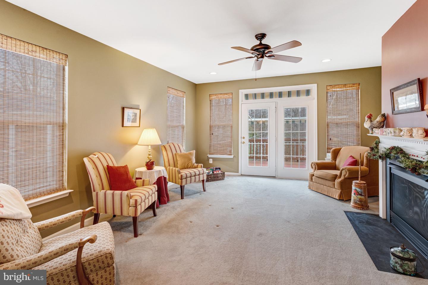 4030 GREAT HARVEST CT, DUMFRIES, Virginia 22025, 4 Bedrooms Bedrooms, ,3 BathroomsBathrooms,Residential,For sale,4030 GREAT HARVEST CT,VAPW2112342 MLS # VAPW2112342