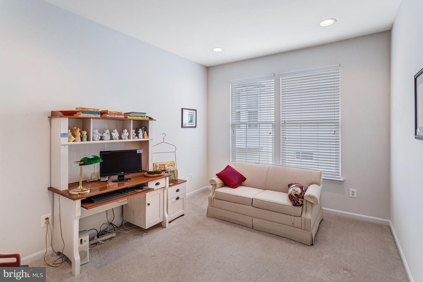 4030 GREAT HARVEST CT, DUMFRIES, Virginia 22025, 4 Bedrooms Bedrooms, ,3 BathroomsBathrooms,Residential,For sale,4030 GREAT HARVEST CT,VAPW2112342 MLS # VAPW2112342