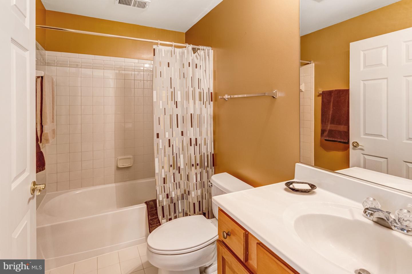 4030 GREAT HARVEST CT, DUMFRIES, Virginia 22025, 4 Bedrooms Bedrooms, ,3 BathroomsBathrooms,Residential,For sale,4030 GREAT HARVEST CT,VAPW2112342 MLS # VAPW2112342