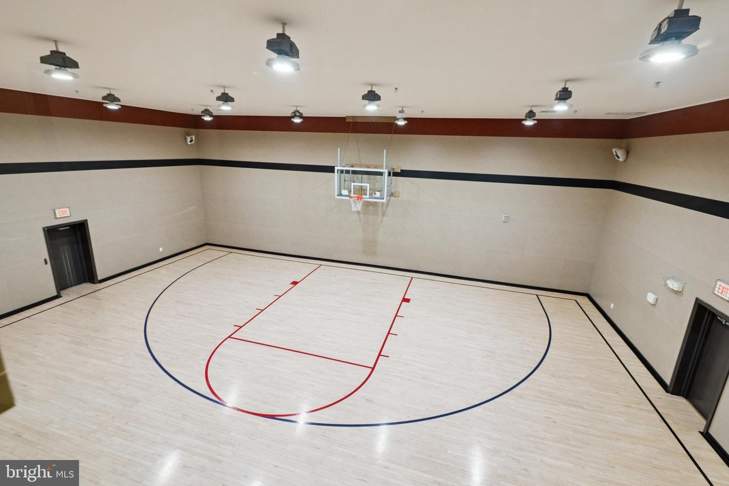 9480 VIRGINIA CENTER BLVD #403, VIENNA, Virginia 22181, 2 Bedrooms Bedrooms, 5 Rooms Rooms,2 BathroomsBathrooms,Residential,For sale,9480 VIRGINIA CENTER BLVD #403,VAFX2290808 MLS # VAFX2290808