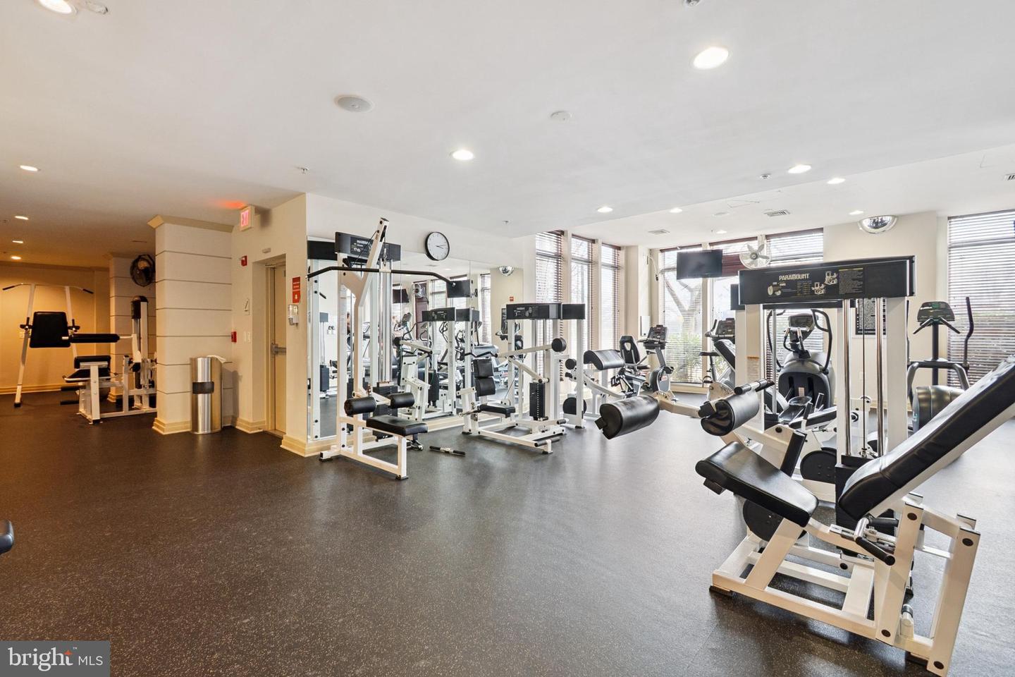 9480 VIRGINIA CENTER BLVD #403, VIENNA, Virginia 22181, 2 Bedrooms Bedrooms, 5 Rooms Rooms,2 BathroomsBathrooms,Residential,For sale,9480 VIRGINIA CENTER BLVD #403,VAFX2290808 MLS # VAFX2290808