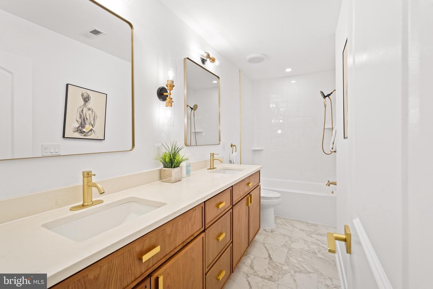 7047 WYNDALE ST NW, WASHINGTON, District Of Columbia 20015, 4 Bedrooms Bedrooms, ,3 BathroomsBathrooms,Residential,For sale,7047 WYNDALE ST NW,DCDC2245978 MLS # DCDC2245978