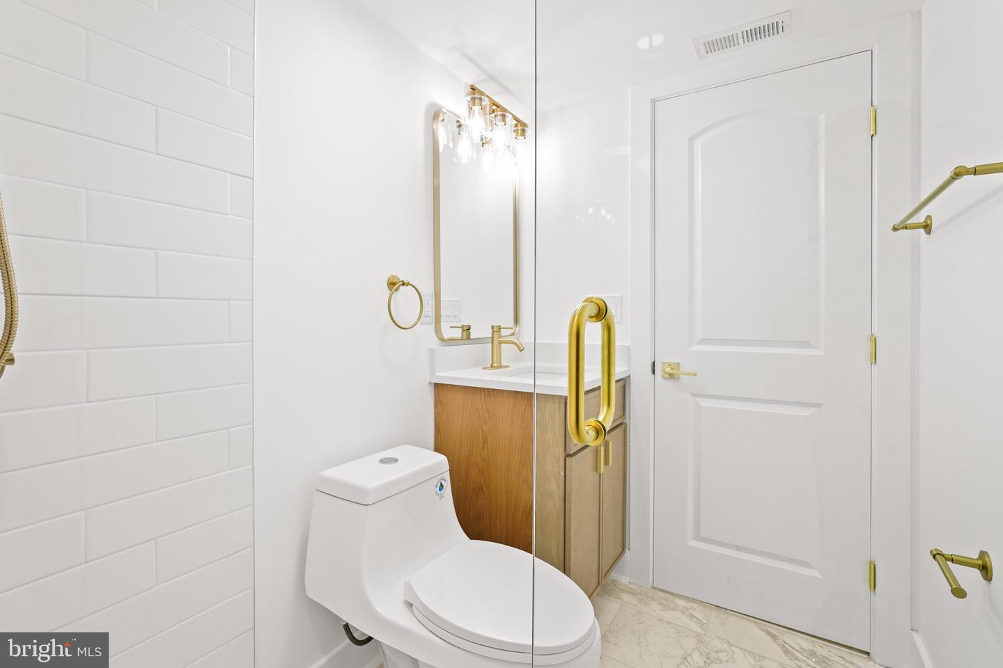 7047 WYNDALE ST NW, WASHINGTON, District Of Columbia 20015, 4 Bedrooms Bedrooms, ,3 BathroomsBathrooms,Residential,For sale,7047 WYNDALE ST NW,DCDC2245978 MLS # DCDC2245978