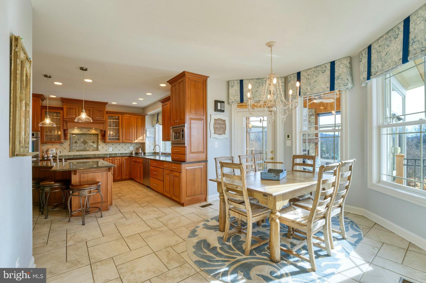 12060 CATOCTIN FARM LN, LOVETTSVILLE, Virginia 20180, 4 Bedrooms Bedrooms, ,3 BathroomsBathrooms,Residential,For sale,12060 CATOCTIN FARM LN,VALO2115858 MLS # VALO2115858