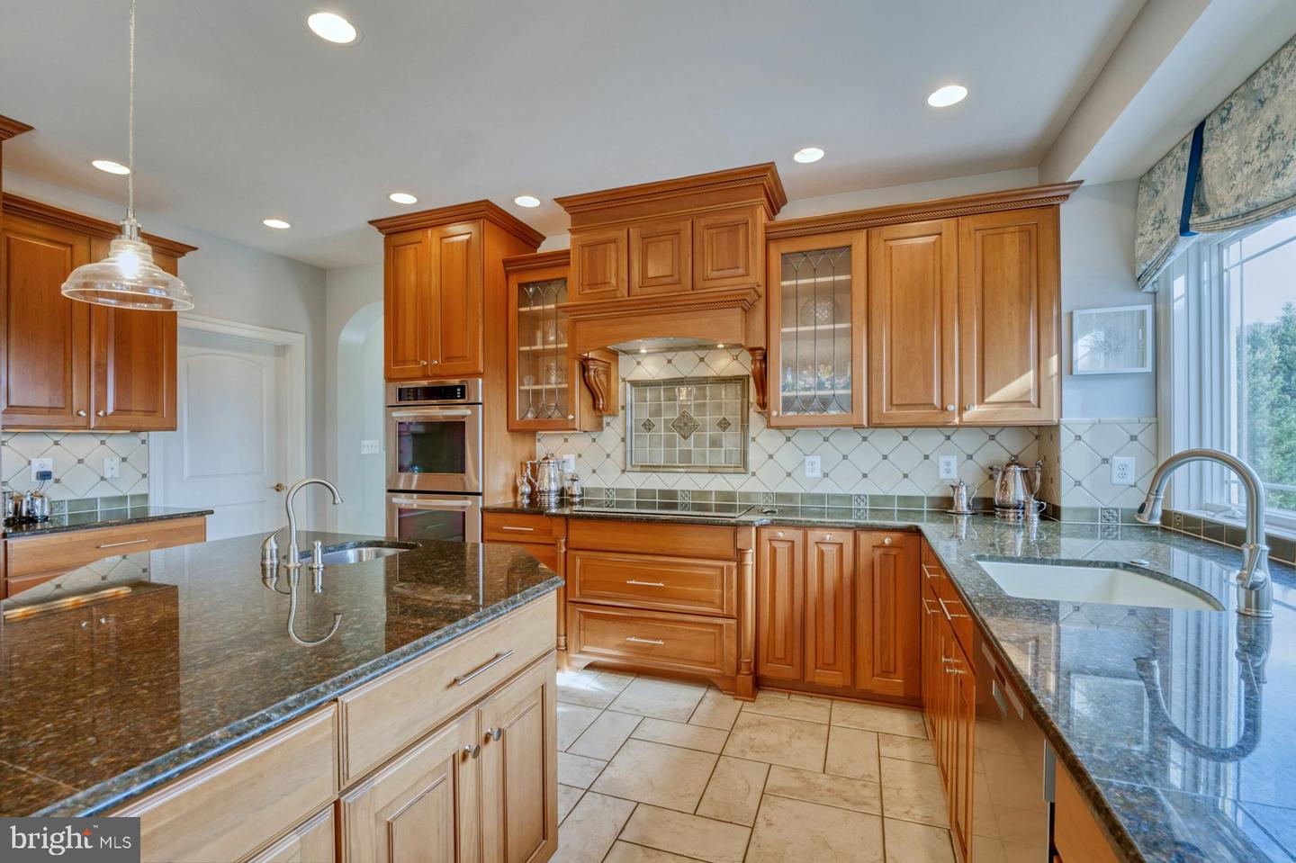 12060 CATOCTIN FARM LN, LOVETTSVILLE, Virginia 20180, 4 Bedrooms Bedrooms, ,3 BathroomsBathrooms,Residential,For sale,12060 CATOCTIN FARM LN,VALO2115858 MLS # VALO2115858