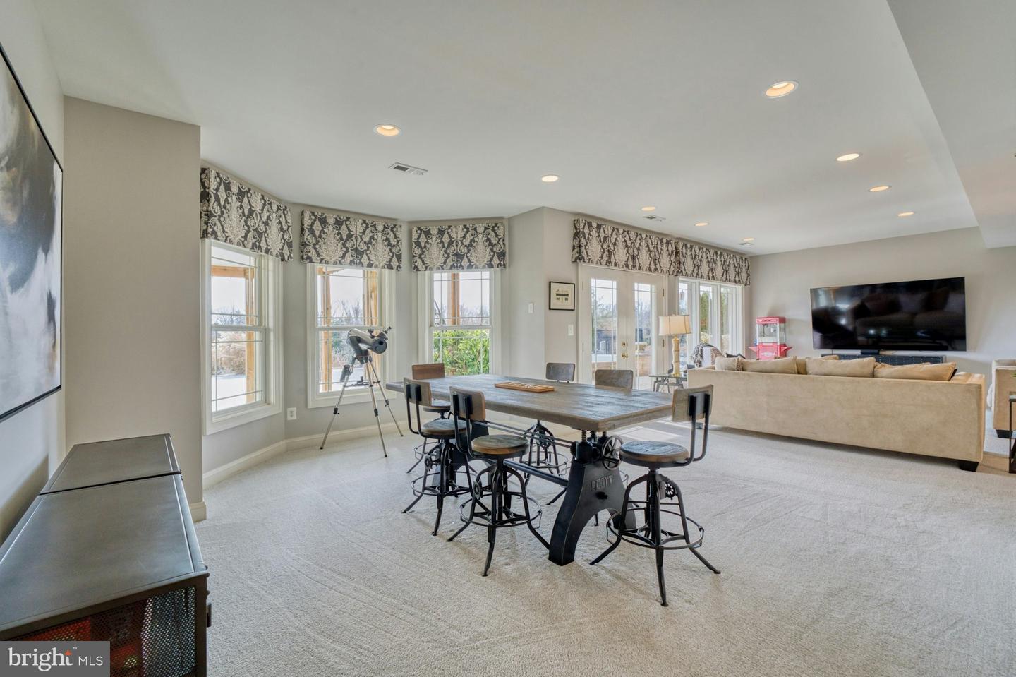 12060 CATOCTIN FARM LN, LOVETTSVILLE, Virginia 20180, 4 Bedrooms Bedrooms, ,3 BathroomsBathrooms,Residential,For sale,12060 CATOCTIN FARM LN,VALO2115858 MLS # VALO2115858