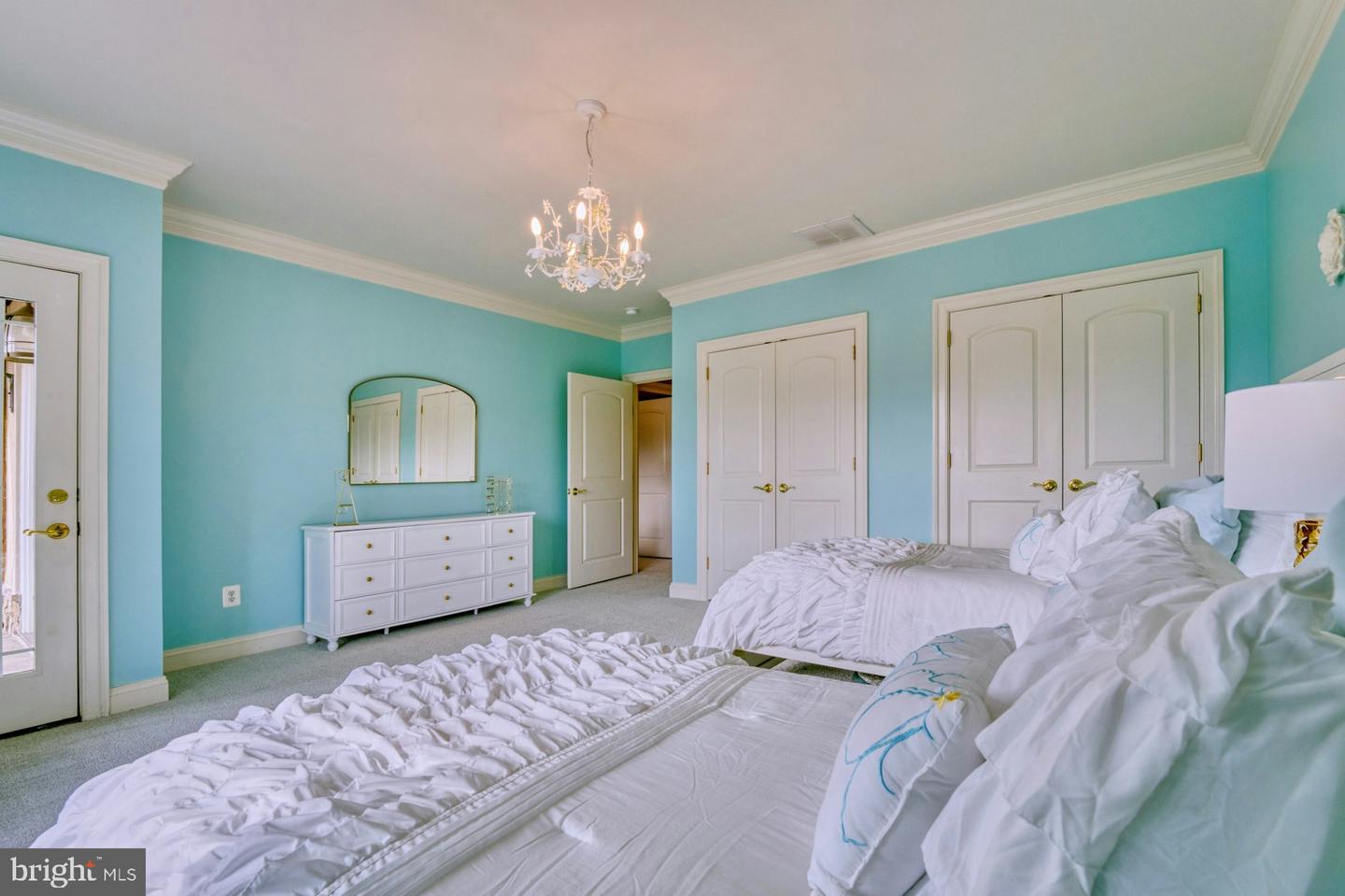 12060 CATOCTIN FARM LN, LOVETTSVILLE, Virginia 20180, 4 Bedrooms Bedrooms, ,3 BathroomsBathrooms,Residential,For sale,12060 CATOCTIN FARM LN,VALO2115858 MLS # VALO2115858