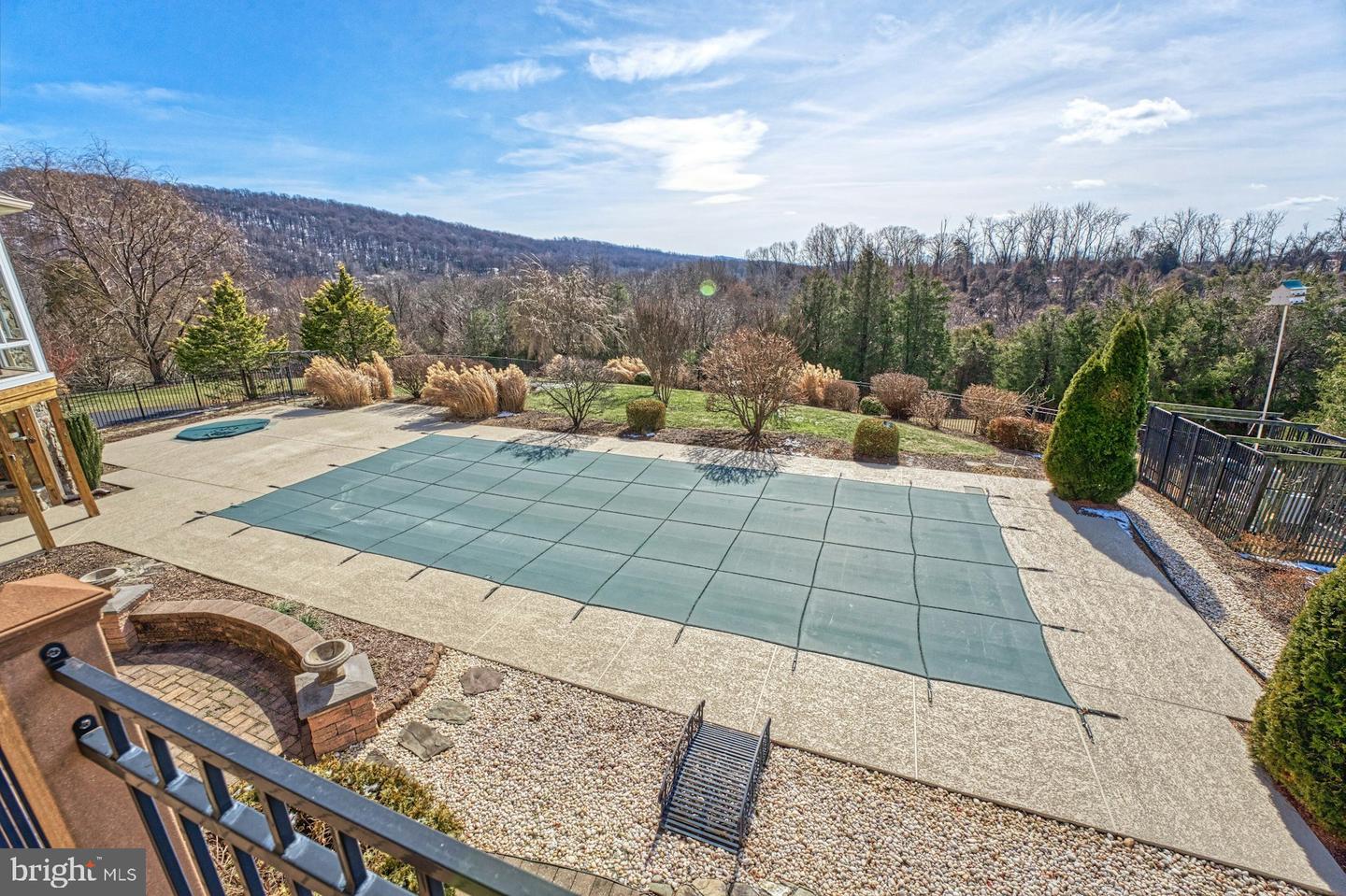 12060 CATOCTIN FARM LN, LOVETTSVILLE, Virginia 20180, 4 Bedrooms Bedrooms, ,3 BathroomsBathrooms,Residential,For sale,12060 CATOCTIN FARM LN,VALO2115858 MLS # VALO2115858