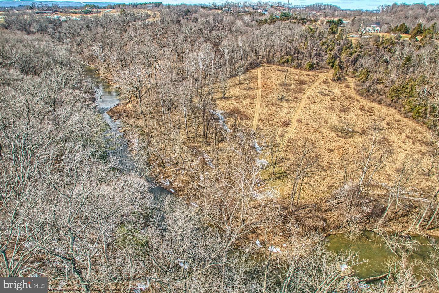 12060 CATOCTIN FARM LN, LOVETTSVILLE, Virginia 20180, 4 Bedrooms Bedrooms, ,3 BathroomsBathrooms,Residential,For sale,12060 CATOCTIN FARM LN,VALO2115858 MLS # VALO2115858