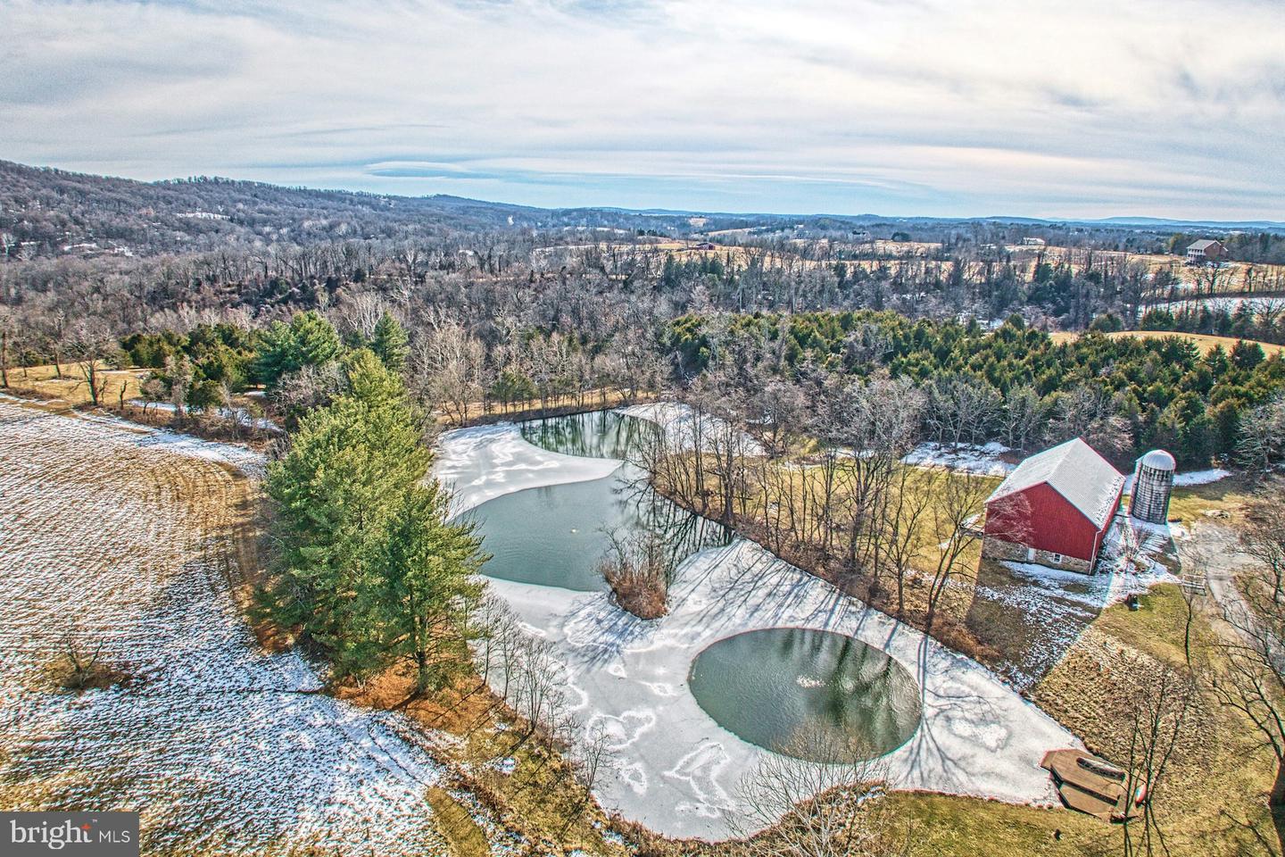 12060 CATOCTIN FARM LN, LOVETTSVILLE, Virginia 20180, 4 Bedrooms Bedrooms, ,3 BathroomsBathrooms,Residential,For sale,12060 CATOCTIN FARM LN,VALO2115858 MLS # VALO2115858