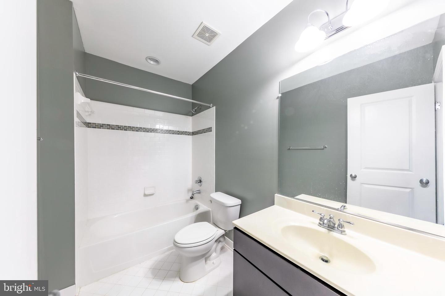 42554 DREAMWEAVER DR, BRAMBLETON, Virginia 20148, 3 Bedrooms Bedrooms, ,3 BathroomsBathrooms,Residential,For sale,42554 DREAMWEAVER DR,VALO2115872 MLS # VALO2115872