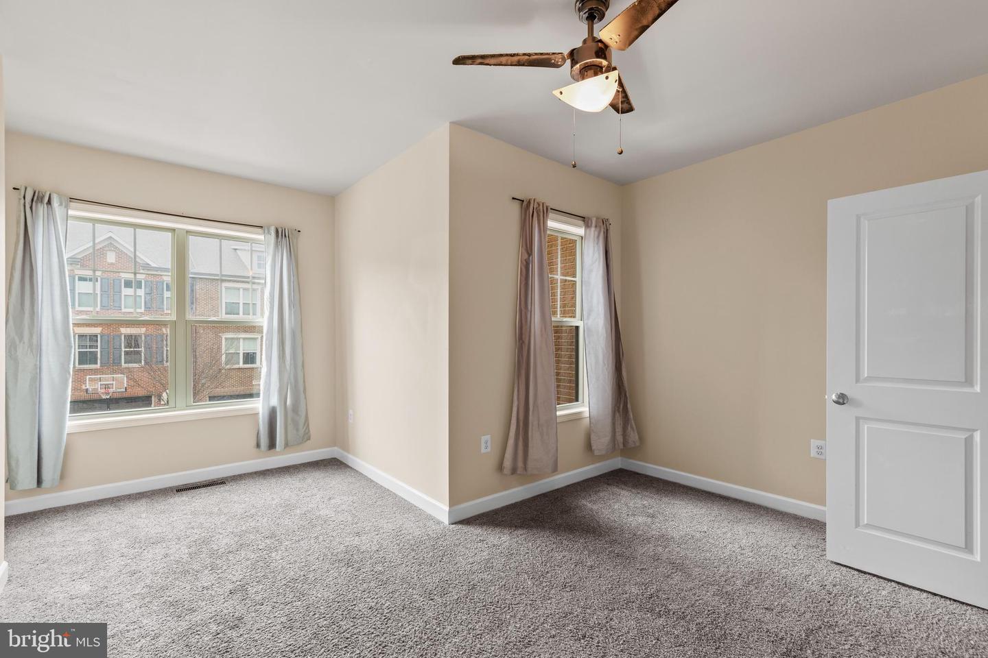 42554 DREAMWEAVER DR, BRAMBLETON, Virginia 20148, 3 Bedrooms Bedrooms, ,3 BathroomsBathrooms,Residential,For sale,42554 DREAMWEAVER DR,VALO2115872 MLS # VALO2115872