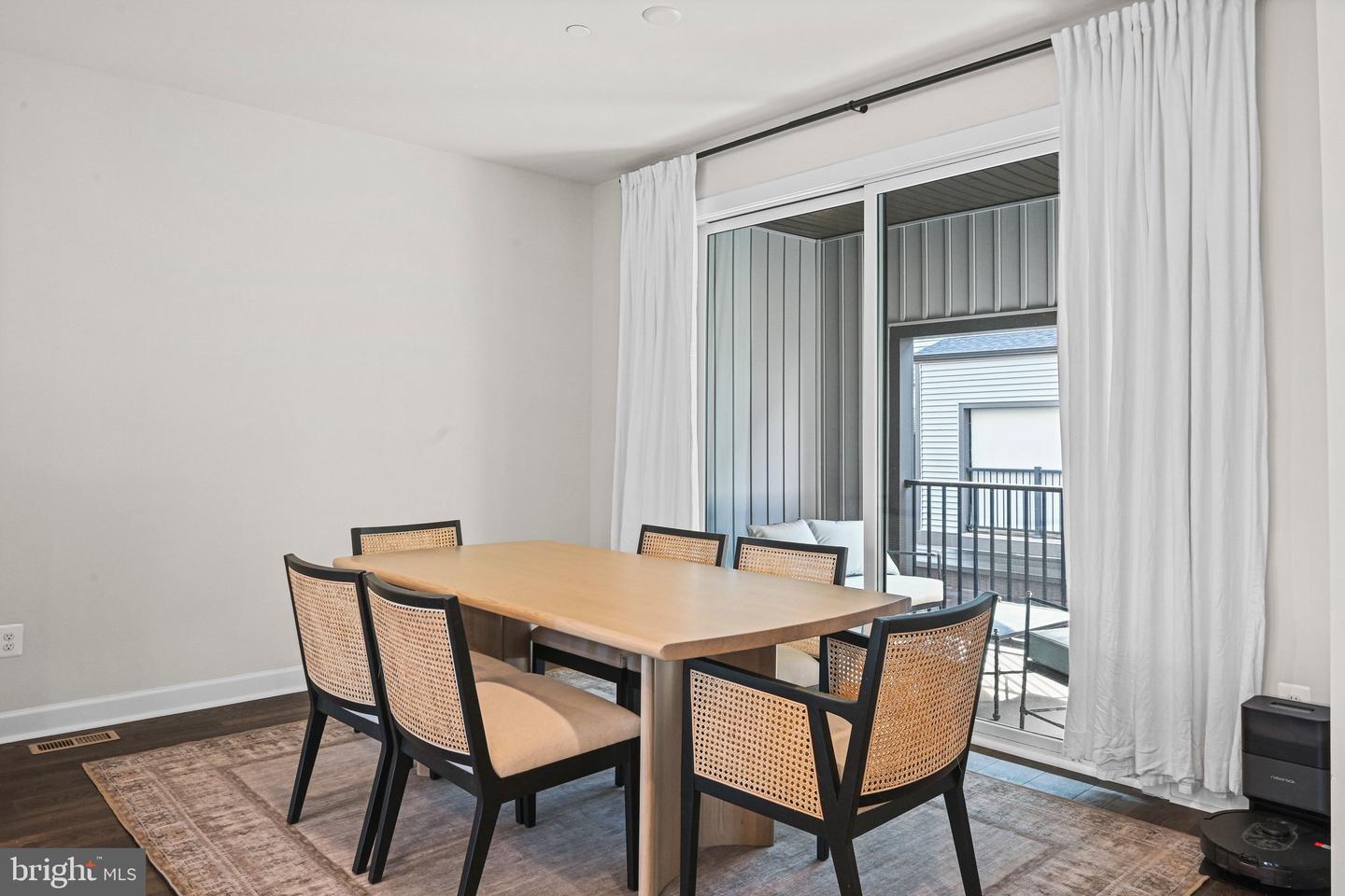 13007 HATTONTOWN SQ, HERNDON, Virginia 20171, 4 Bedrooms Bedrooms, ,3 BathroomsBathrooms,Residential,For sale,13007 HATTONTOWN SQ,VAFX2290980 MLS # VAFX2290980