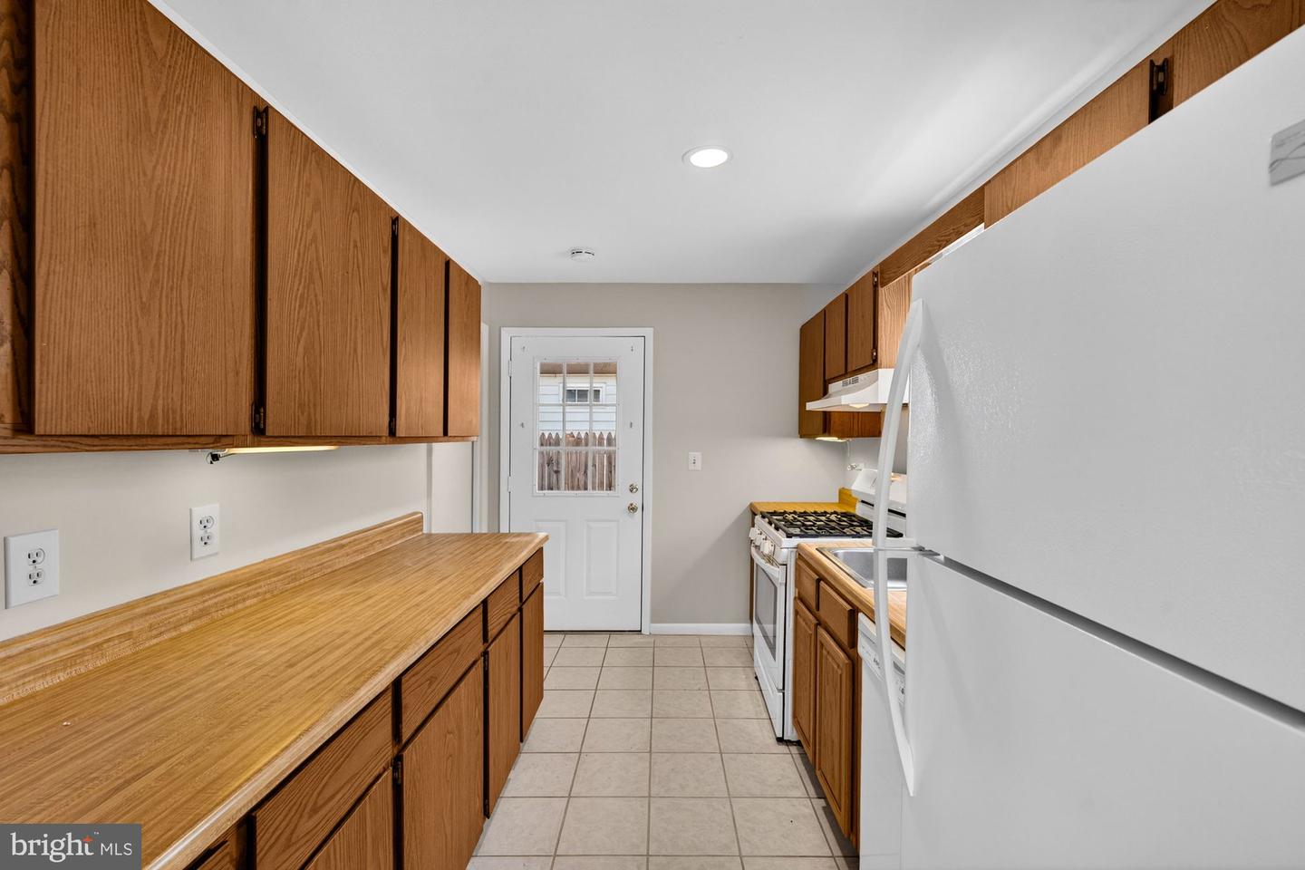 2950 ROSEMARY LN, FALLS CHURCH, Virginia 22042, 3 Bedrooms Bedrooms, ,1 BathroomBathrooms,Residential,For sale,2950 ROSEMARY LN,VAFX2290982 MLS # VAFX2290982