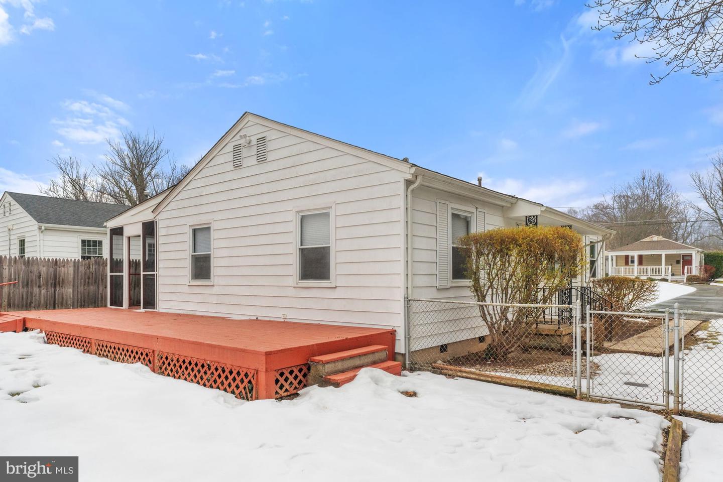 2950 ROSEMARY LN, FALLS CHURCH, Virginia 22042, 3 Bedrooms Bedrooms, ,1 BathroomBathrooms,Residential,For sale,2950 ROSEMARY LN,VAFX2290982 MLS # VAFX2290982