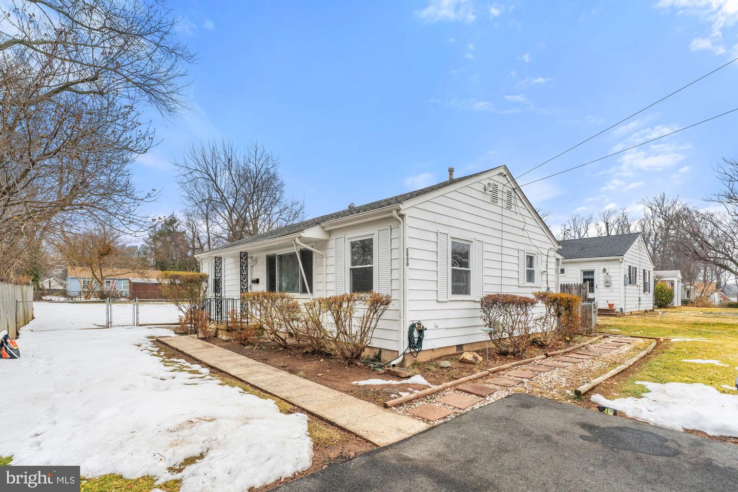 2950 ROSEMARY LN, FALLS CHURCH, Virginia 22042, 3 Bedrooms Bedrooms, ,1 BathroomBathrooms,Residential,For sale,2950 ROSEMARY LN,VAFX2290982 MLS # VAFX2290982