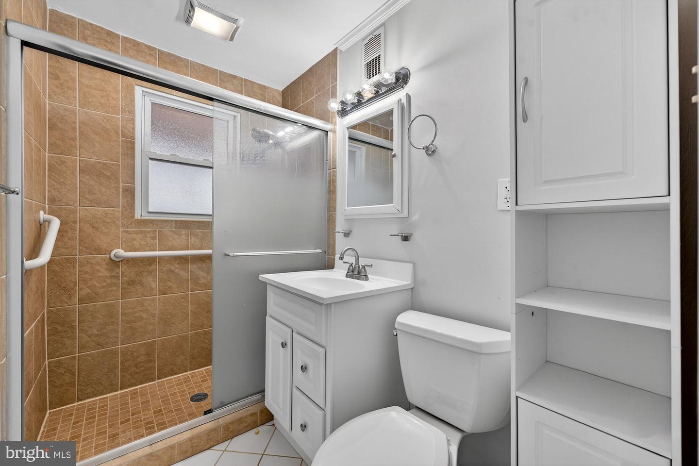 2950 ROSEMARY LN, FALLS CHURCH, Virginia 22042, 3 Bedrooms Bedrooms, ,1 BathroomBathrooms,Residential,For sale,2950 ROSEMARY LN,VAFX2290982 MLS # VAFX2290982