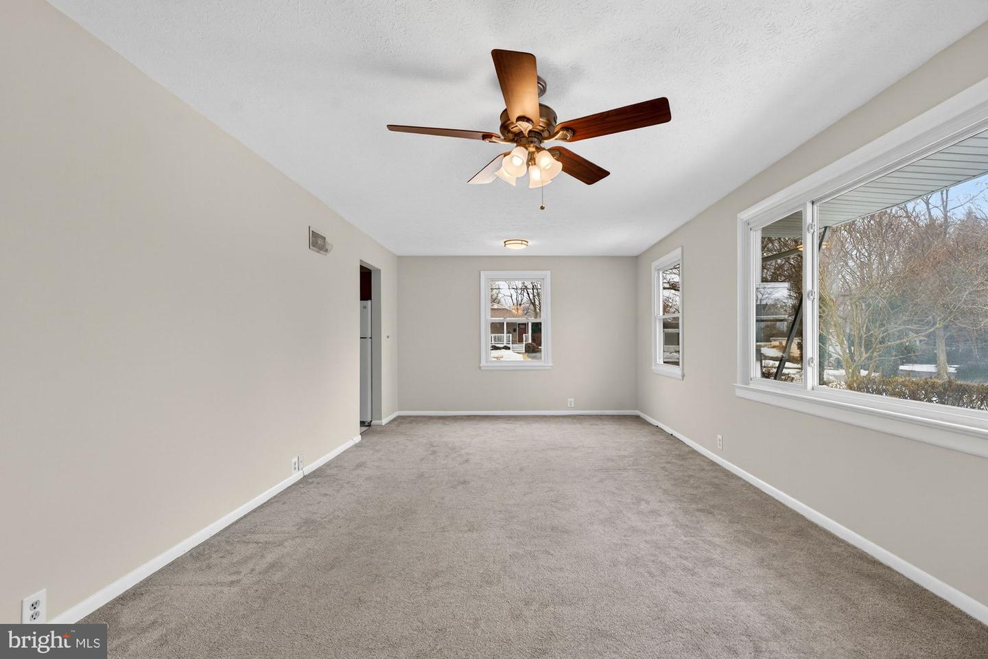 2950 ROSEMARY LN, FALLS CHURCH, Virginia 22042, 3 Bedrooms Bedrooms, ,1 BathroomBathrooms,Residential,For sale,2950 ROSEMARY LN,VAFX2290982 MLS # VAFX2290982