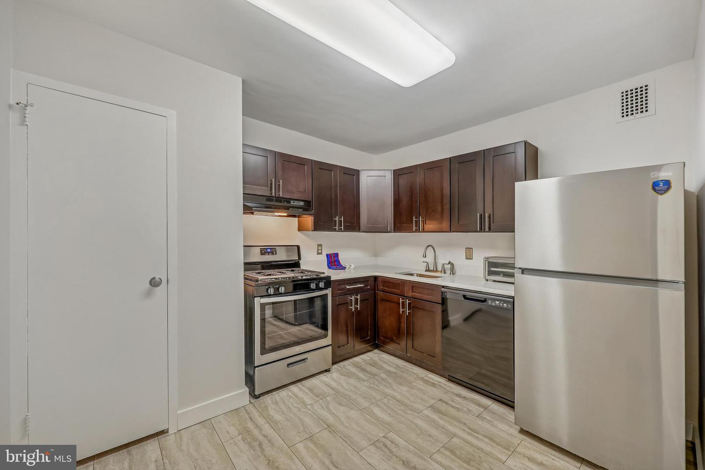 3001 VEAZEY TER NW #1228, WASHINGTON, District Of Columbia 20008, ,1 BathroomBathrooms,Residential,For sale,3001 VEAZEY TER NW #1228,DCDC2246064 MLS # DCDC2246064