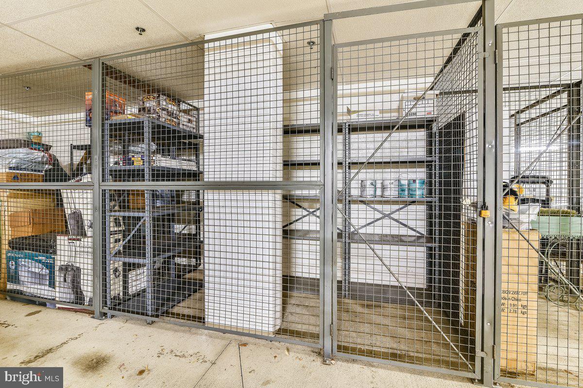 1851 STRATFORD PARK PL #109, RESTON, Virginia 20190, 2 Bedrooms Bedrooms, 4 Rooms Rooms,2 BathroomsBathrooms,Residential,For sale,1851 STRATFORD PARK PL #109,VAFX2291078 MLS # VAFX2291078