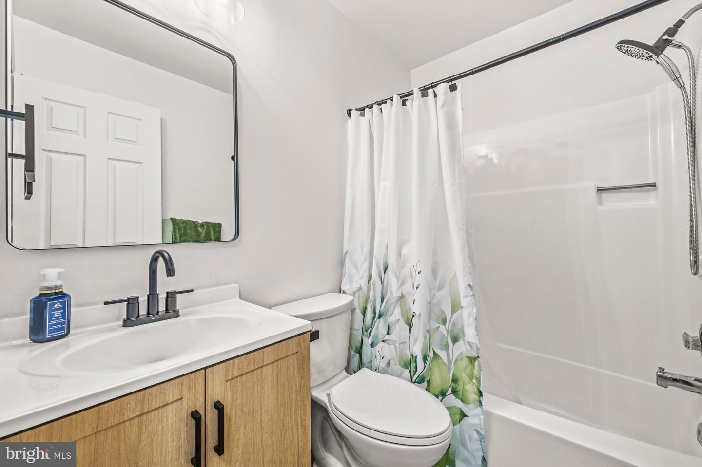 130 SEQUESTER DR, STAFFORD, Virginia 22556, 5 Bedrooms Bedrooms, ,2 BathroomsBathrooms,Residential,For sale,130 SEQUESTER DR,VAST2046170 MLS # VAST2046170