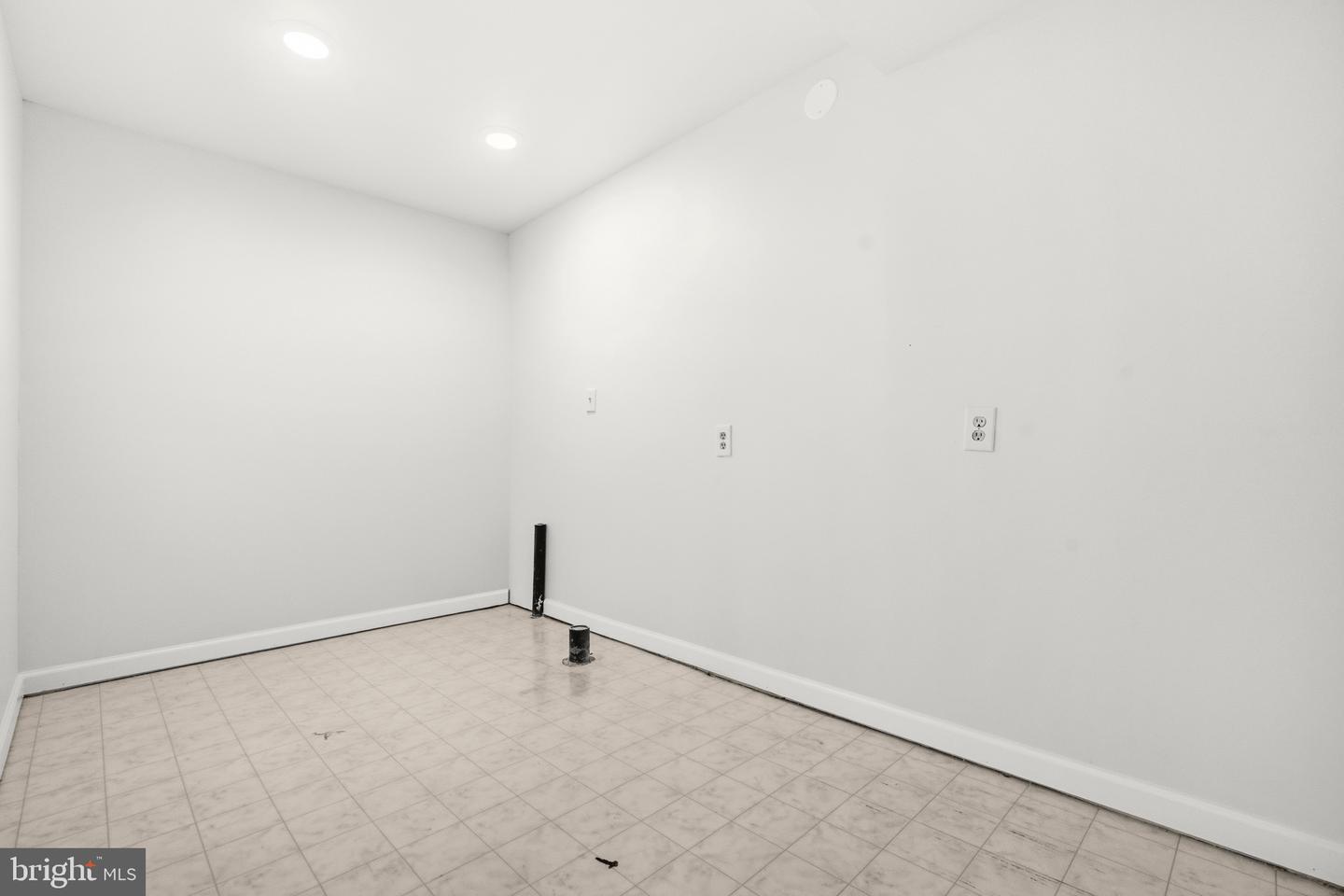 130 SEQUESTER DR, STAFFORD, Virginia 22556, 5 Bedrooms Bedrooms, ,2 BathroomsBathrooms,Residential,For sale,130 SEQUESTER DR,VAST2046170 MLS # VAST2046170