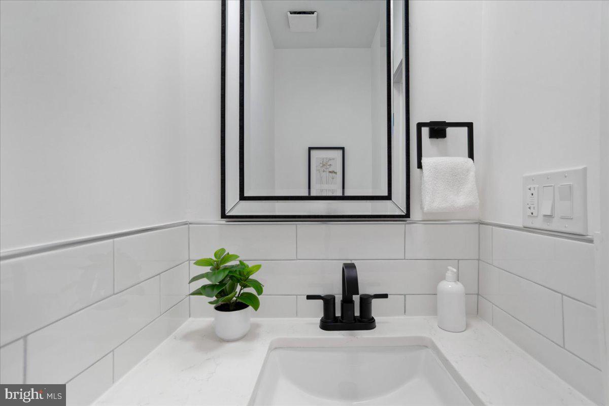 1538 LEVIS ST NE, WASHINGTON, District Of Columbia 20002, 4 Bedrooms Bedrooms, ,2 BathroomsBathrooms,Residential,For sale,1538 LEVIS ST NE,DCDC2246282 MLS # DCDC2246282 1538 LEVIS ST NE, WASHINGTON, District Of Columbia 20002, 4 Bedrooms Bedrooms, ,2 BathroomsBathrooms,Residential,For sale,1538 LEVIS ST NE,DCDC2246282 MLS # DCDC2246282