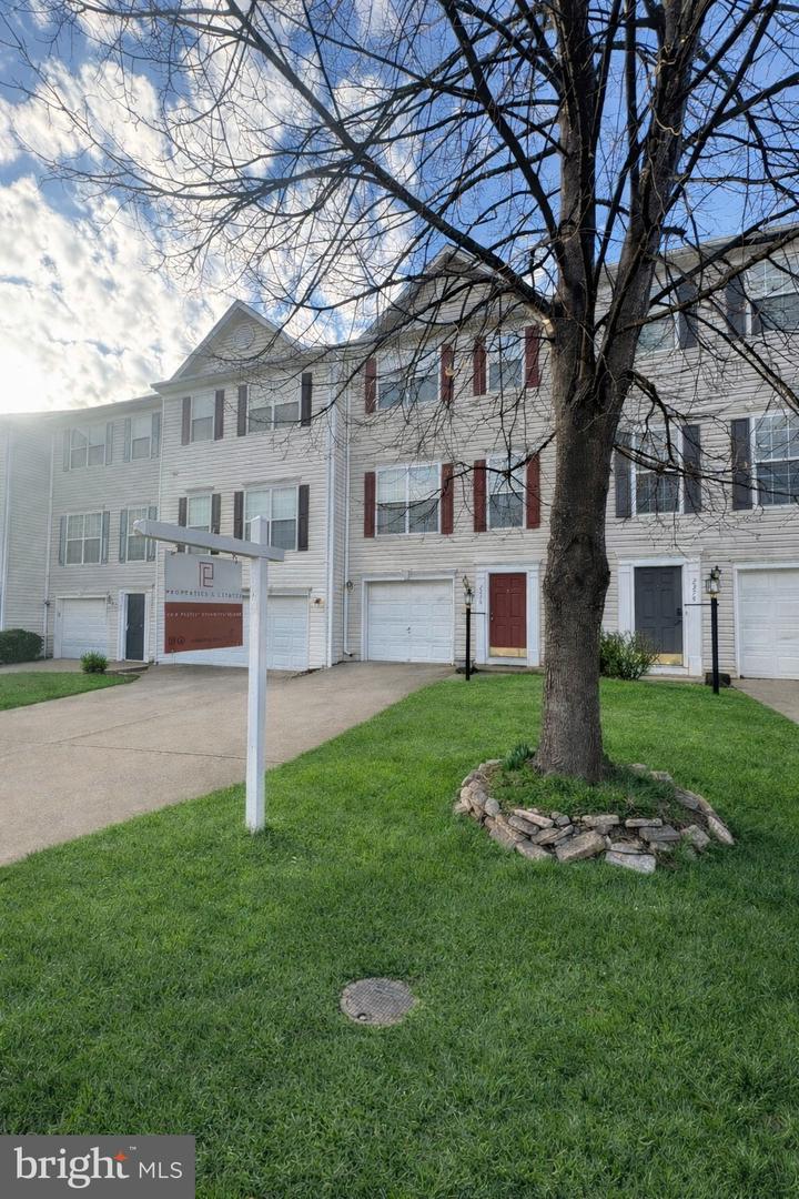 2278 BLUE SPRUCE DR, CULPEPER, Virginia 22701, 3 Bedrooms Bedrooms, ,2 BathroomsBathrooms,Residential,For sale,2278 BLUE SPRUCE DR,VACU2012682 MLS # VACU2012682