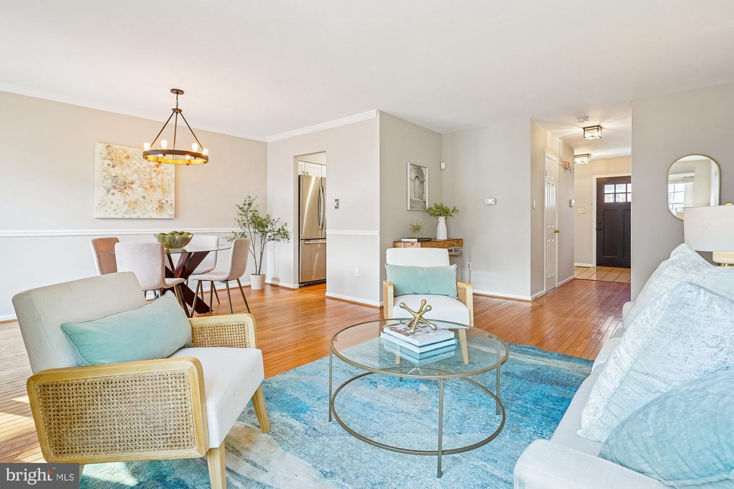 8826 SURVEYORS PL, SPRINGFIELD, Virginia 22152, 3 Bedrooms Bedrooms, ,2 BathroomsBathrooms,Residential,For sale,8826 SURVEYORS PL,VAFX2291214 MLS # VAFX2291214