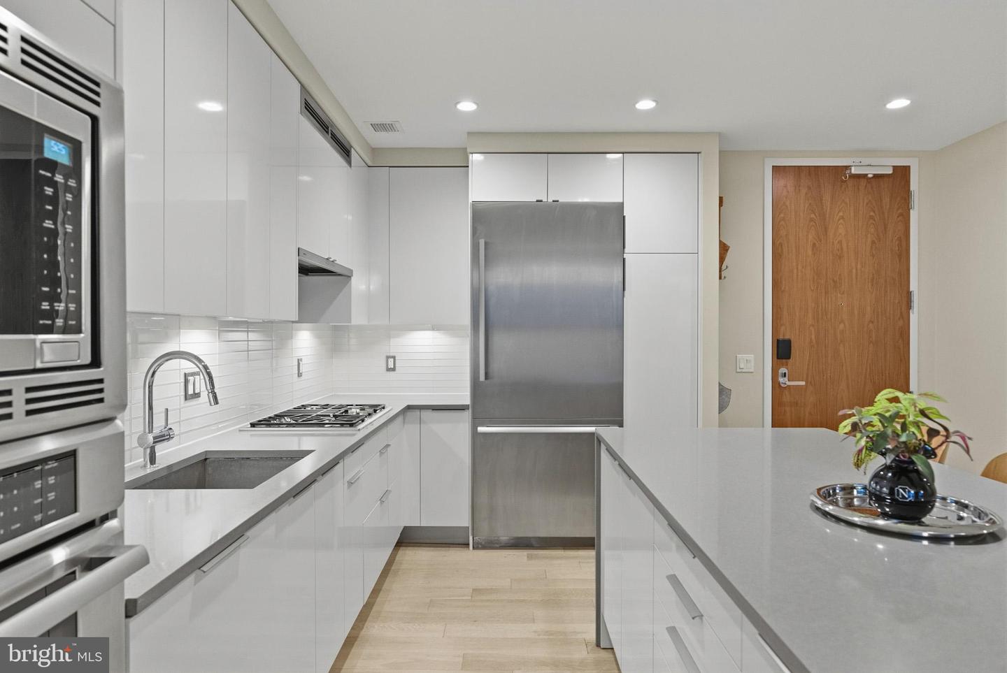 45 SUTTON SQ SW #403, WASHINGTON, District Of Columbia 20024, 3 Bedrooms Bedrooms, ,2 BathroomsBathrooms,Residential,For sale,45 SUTTON SQ SW #403,DCDC2246370 MLS # DCDC2246370