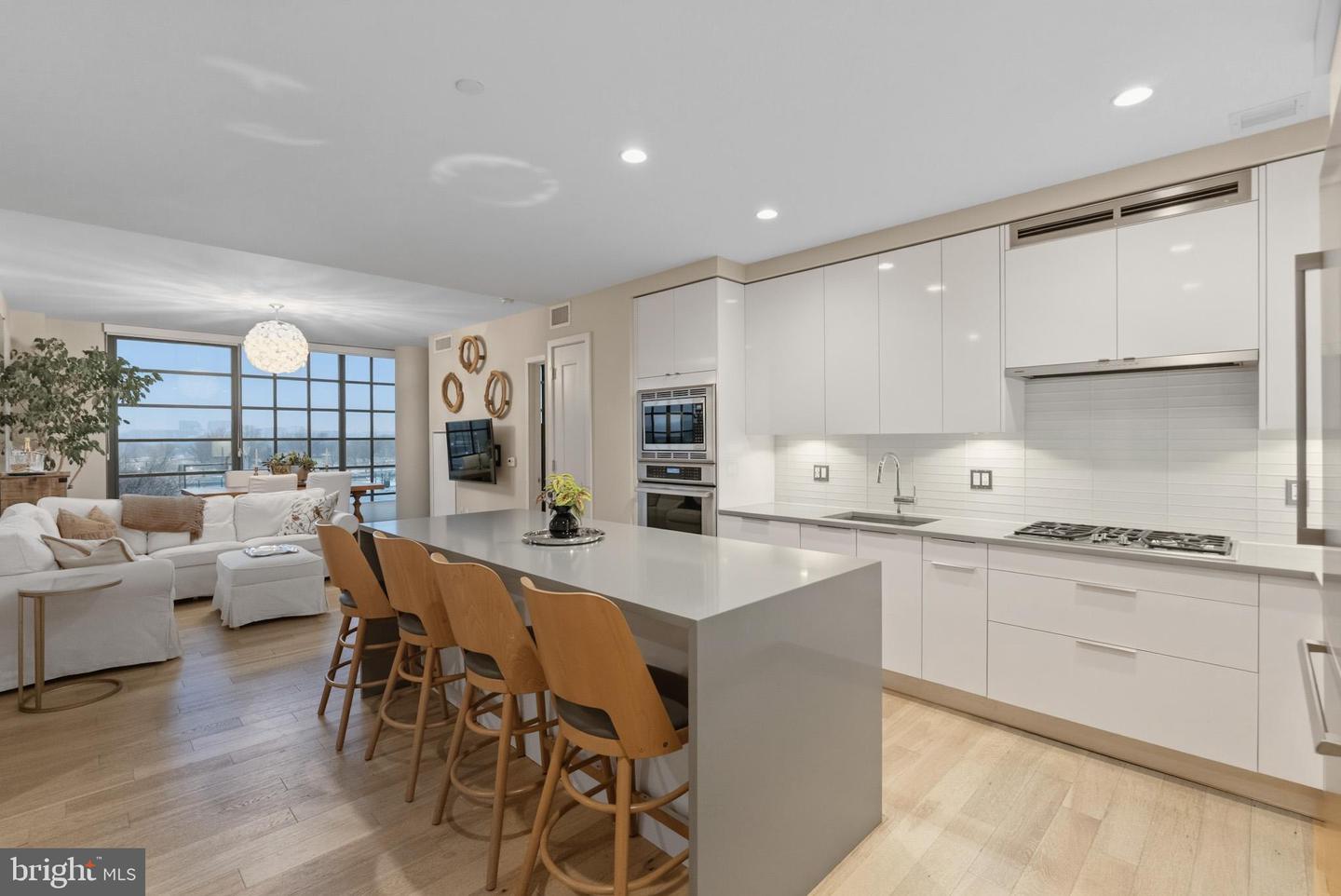 45 SUTTON SQ SW #403, WASHINGTON, District Of Columbia 20024, 3 Bedrooms Bedrooms, ,2 BathroomsBathrooms,Residential,For sale,45 SUTTON SQ SW #403,DCDC2246370 MLS # DCDC2246370