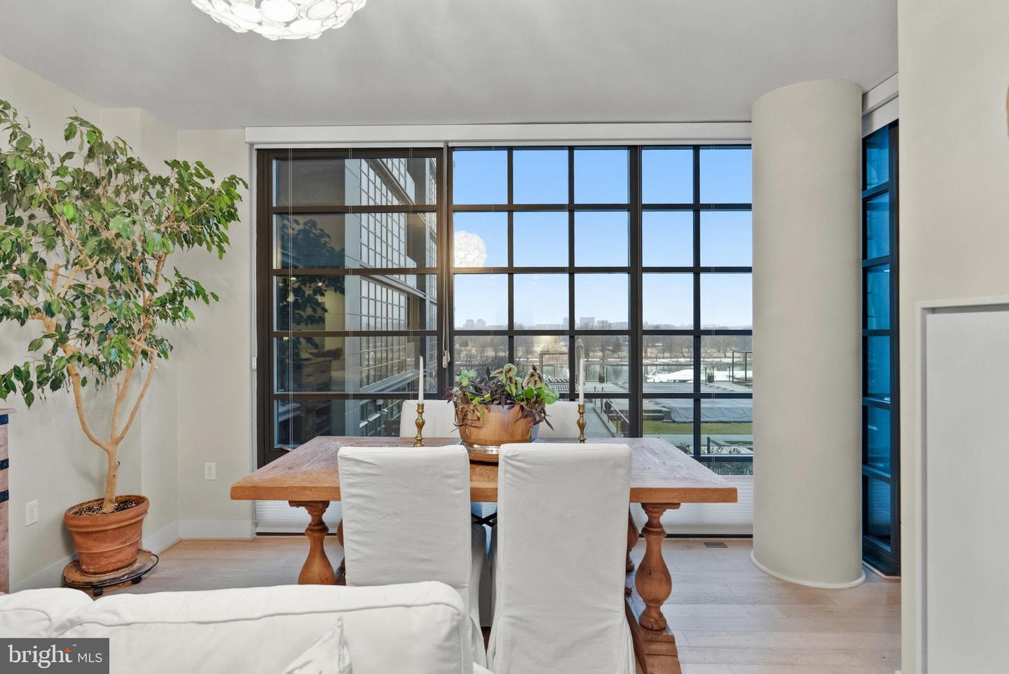 45 SUTTON SQ SW #403, WASHINGTON, District Of Columbia 20024, 3 Bedrooms Bedrooms, ,2 BathroomsBathrooms,Residential,For sale,45 SUTTON SQ SW #403,DCDC2246370 MLS # DCDC2246370