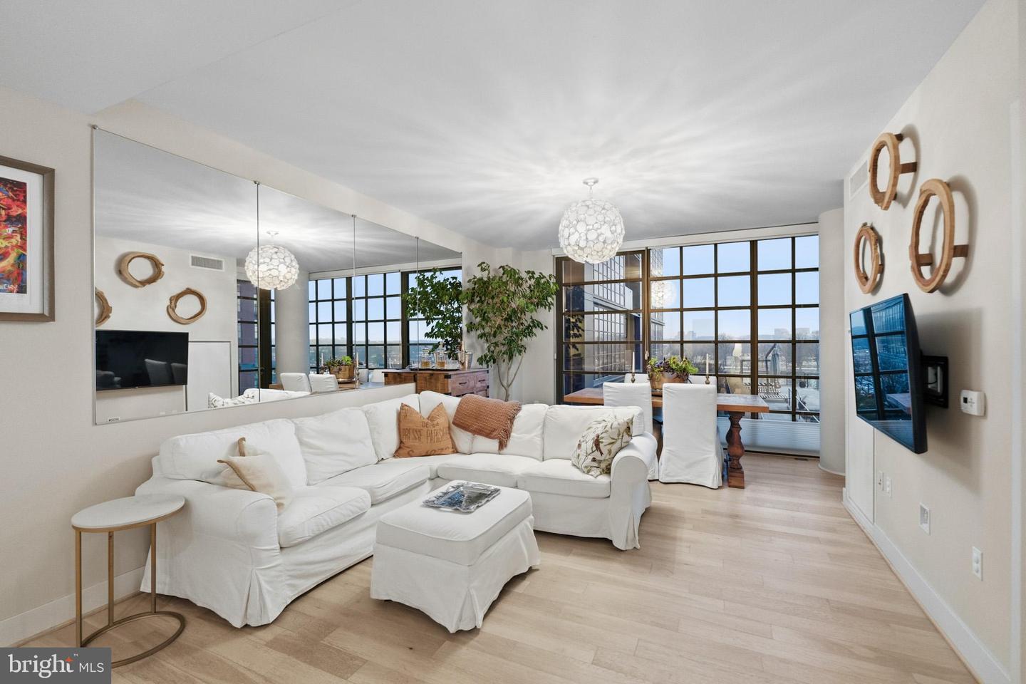 45 SUTTON SQ SW #403, WASHINGTON, District Of Columbia 20024, 3 Bedrooms Bedrooms, ,2 BathroomsBathrooms,Residential,For sale,45 SUTTON SQ SW #403,DCDC2246370 MLS # DCDC2246370